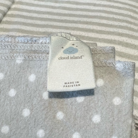 ☁️Cloud island brand receiving Blankets☁️ - Picture 3 of 3